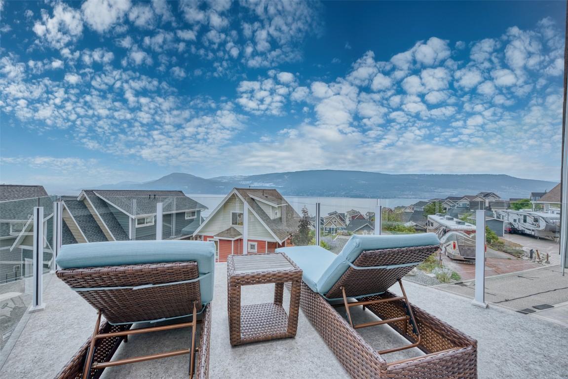 









6753


La Palma

Loop, 226,
Kelowna,




BC
V1Z 3R8

