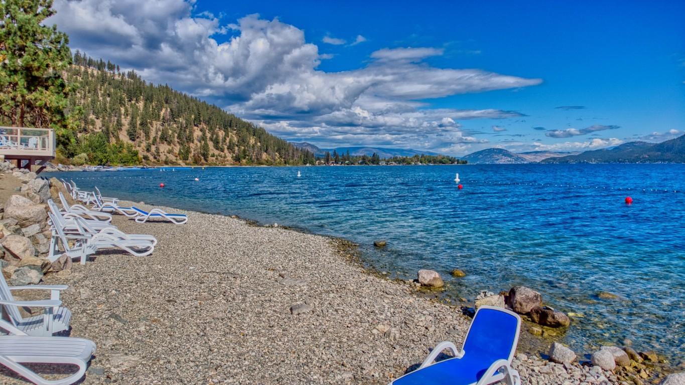 









6753


La Palma

Loop, 226,
Kelowna,




BC
V1Z 3R8


