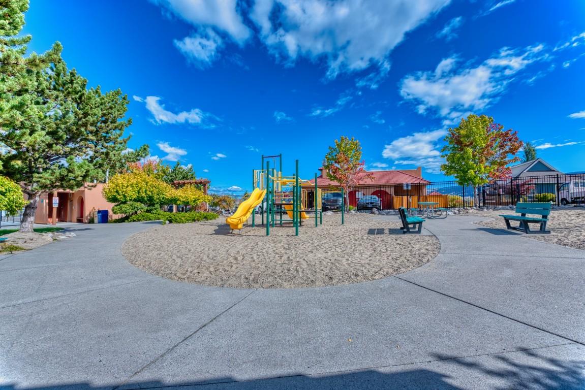 









6753


La Palma

Loop, 226,
Kelowna,




BC
V1Z 3R8

