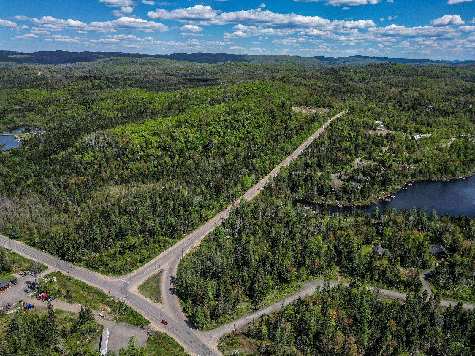 












Ch. d'Entrelacs

,
Sainte-Marguerite-du-Lac-Masson,







QC
J0T1L0

