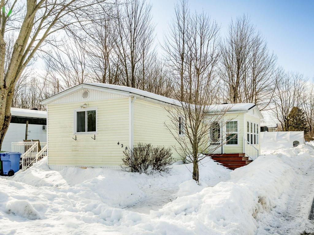 









428


Rue Desmarais

,
Granby,




QC
J2J2A2

