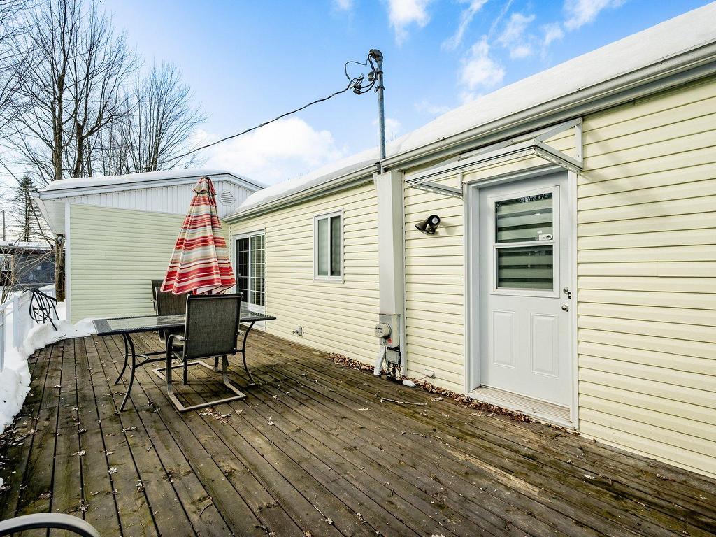 









428


Rue Desmarais

,
Granby,




QC
J2J2A2

