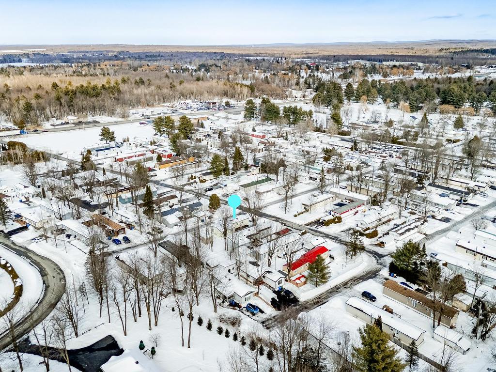 









428


Rue Desmarais

,
Granby,




QC
J2J2A2

