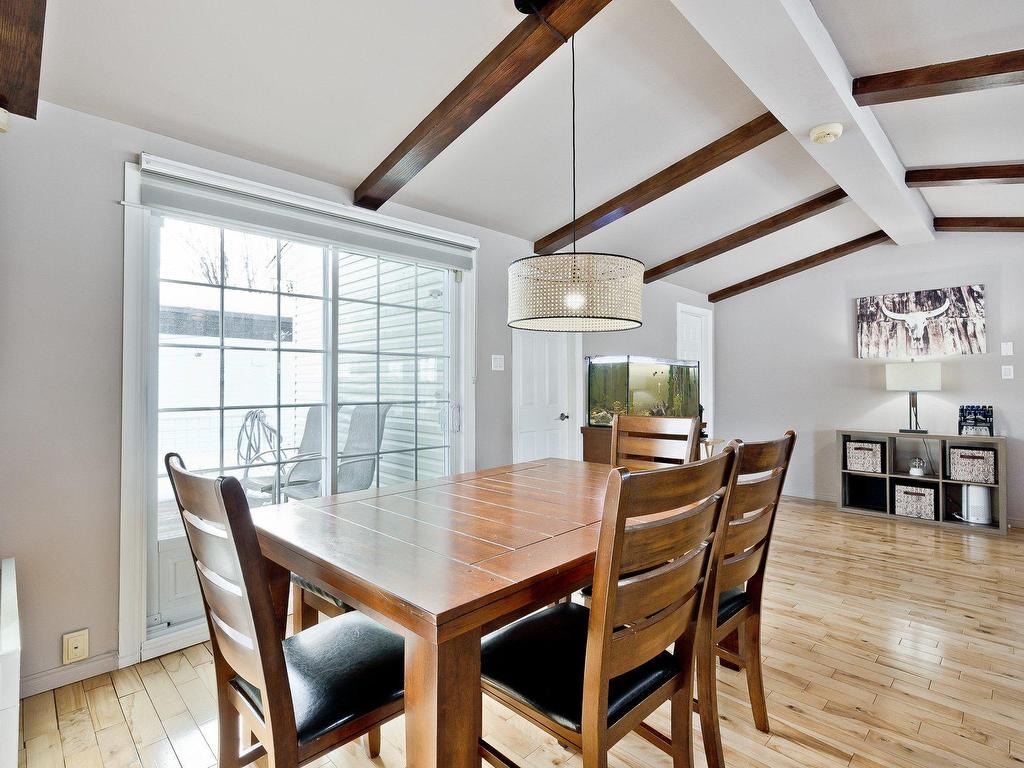 









428


Rue Desmarais

,
Granby,




QC
J2J2A2

