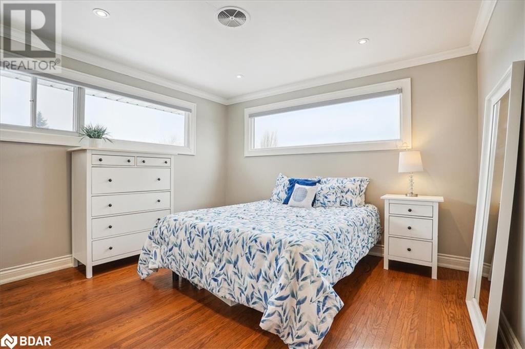 












12840 BRITANNIA Road

,
Milton,




Ontario
L9E0V3

