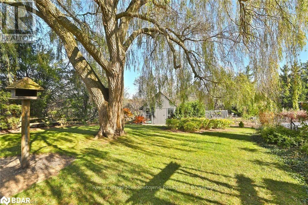 












12840 BRITANNIA Road

,
Milton,




Ontario
L9E0V3

