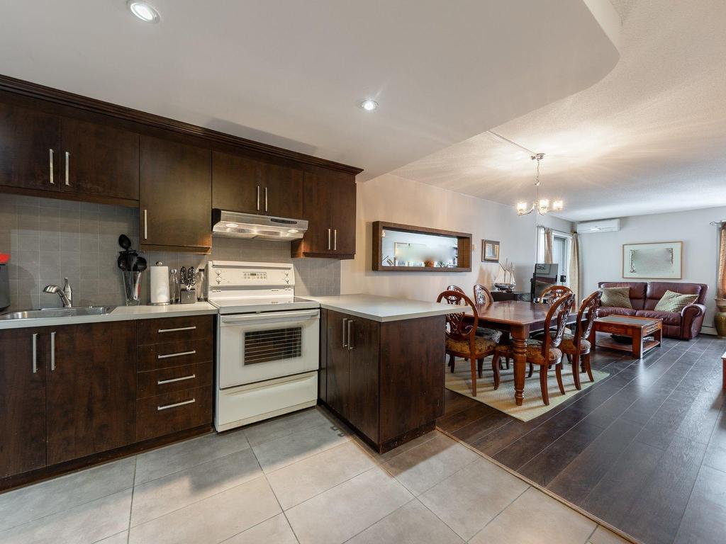 









231


Rue Riverside

, 406,
Saint-Lambert,




QC
J4P1A3

