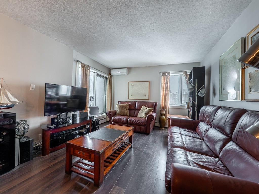 









231


Rue Riverside

, 406,
Saint-Lambert,




QC
J4P1A3

