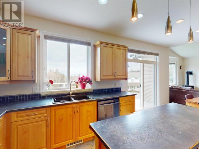 












4836 LESLEY CRES

,
Powell River,




British Columbia
