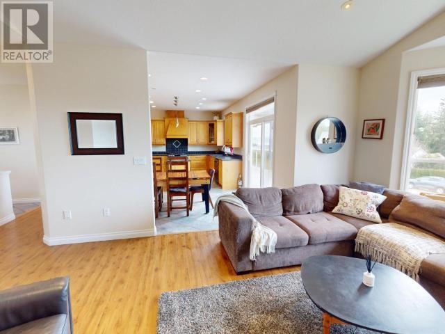 












4836 LESLEY CRES

,
Powell River,




British Columbia
