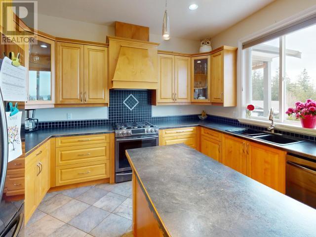 












4836 LESLEY CRES

,
Powell River,




British Columbia
