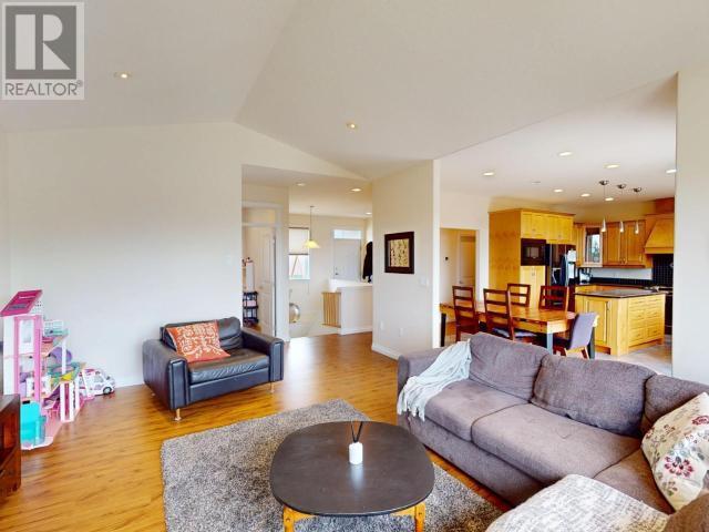 












4836 LESLEY CRES

,
Powell River,




British Columbia
