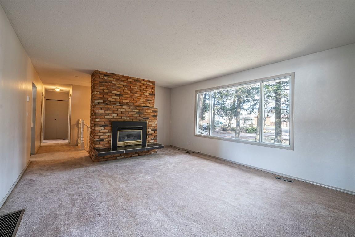 









9742


Park

Lane,
Lavington,




BC
V1B 3E5

