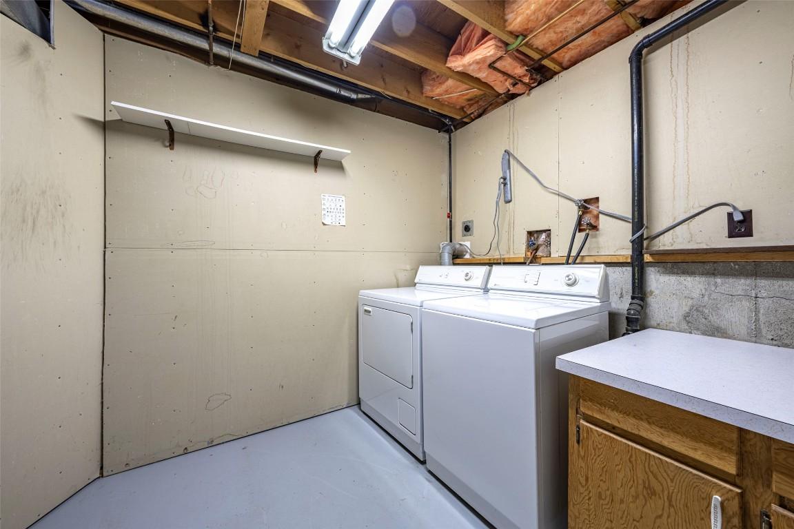 









9742


Park

Lane,
Lavington,




BC
V1B 3E5

