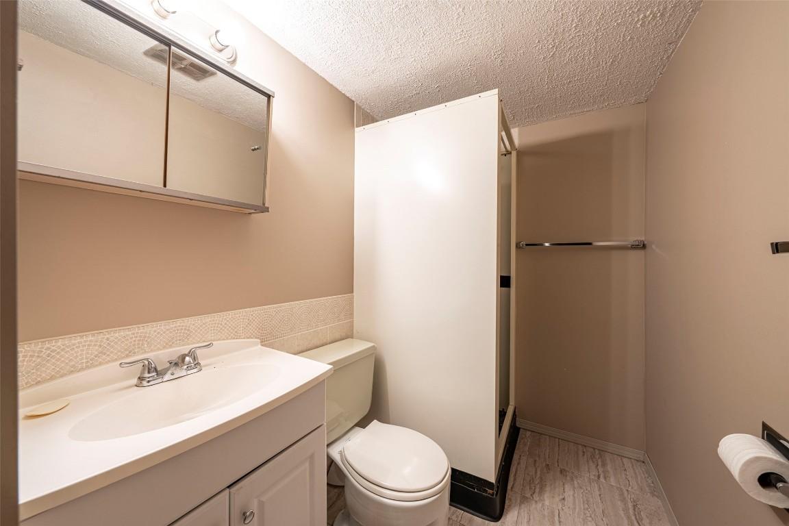 









9742


Park

Lane,
Lavington,




BC
V1B 3E5

