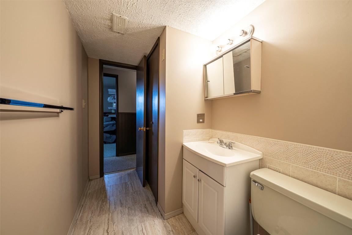 









9742


Park

Lane,
Lavington,




BC
V1B 3E5

