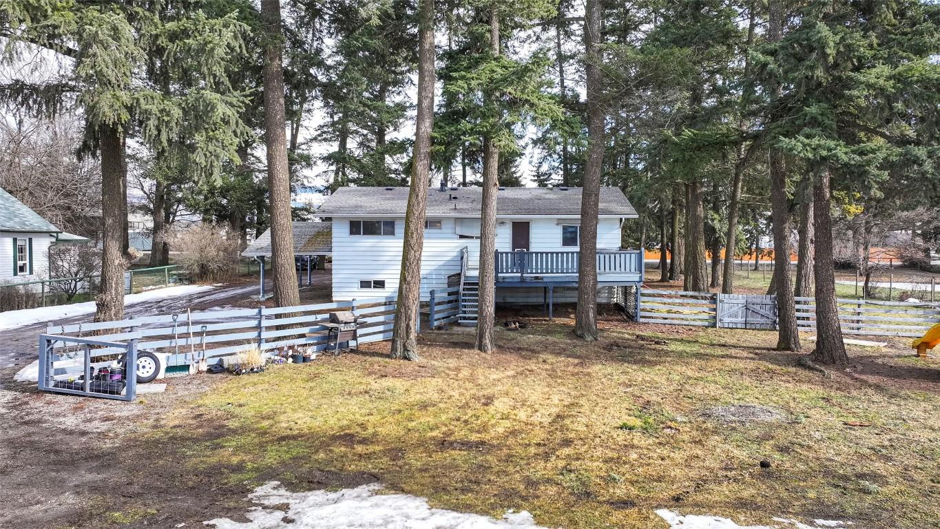 









9742


Park

Lane,
Lavington,




BC
V1B 3E5

