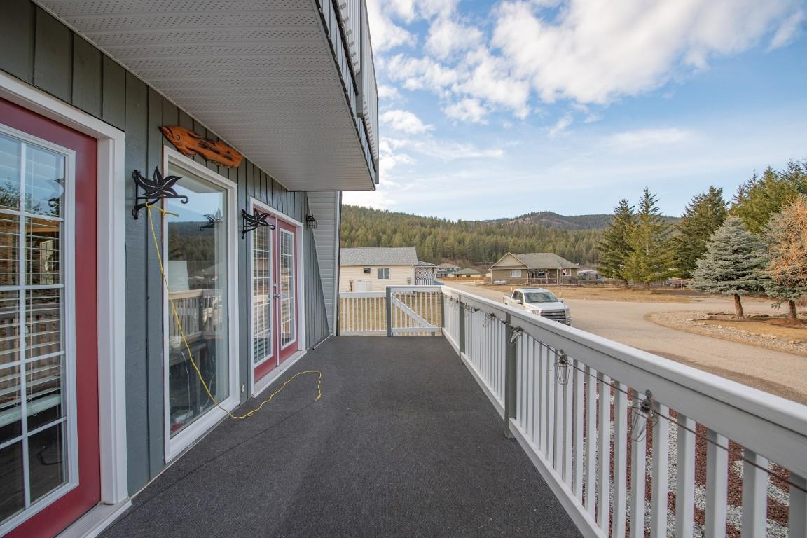 









682


Cougar

Street,
Vernon,




BC
V1H 2A1

