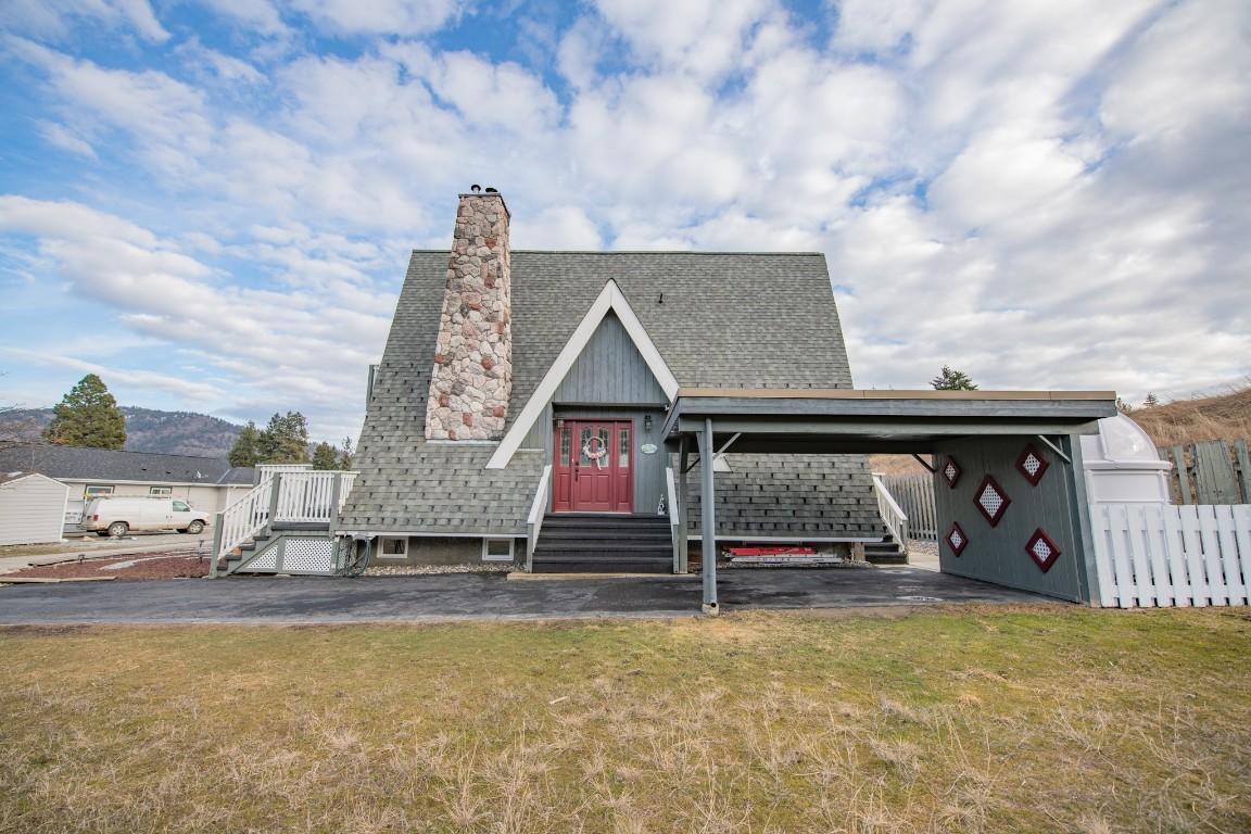 









682


Cougar

Street,
Vernon,




BC
V1H 2A1

