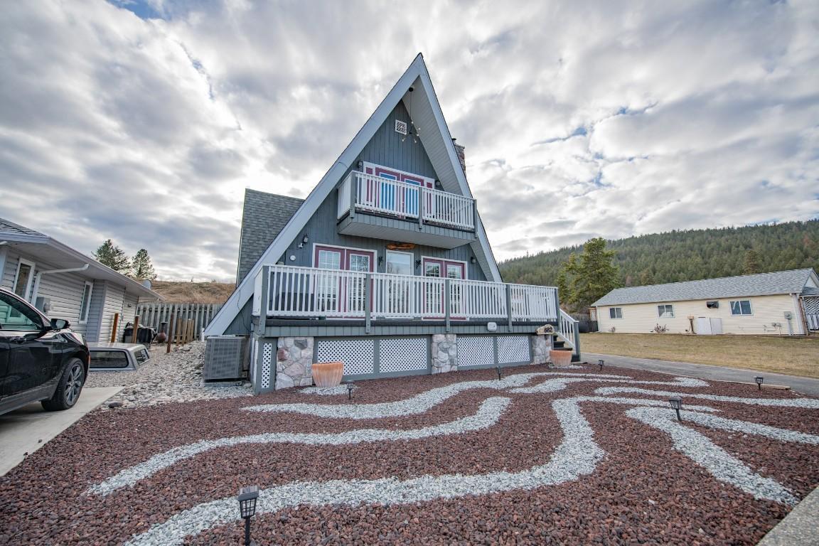 









682


Cougar

Street,
Vernon,




BC
V1H 2A1

