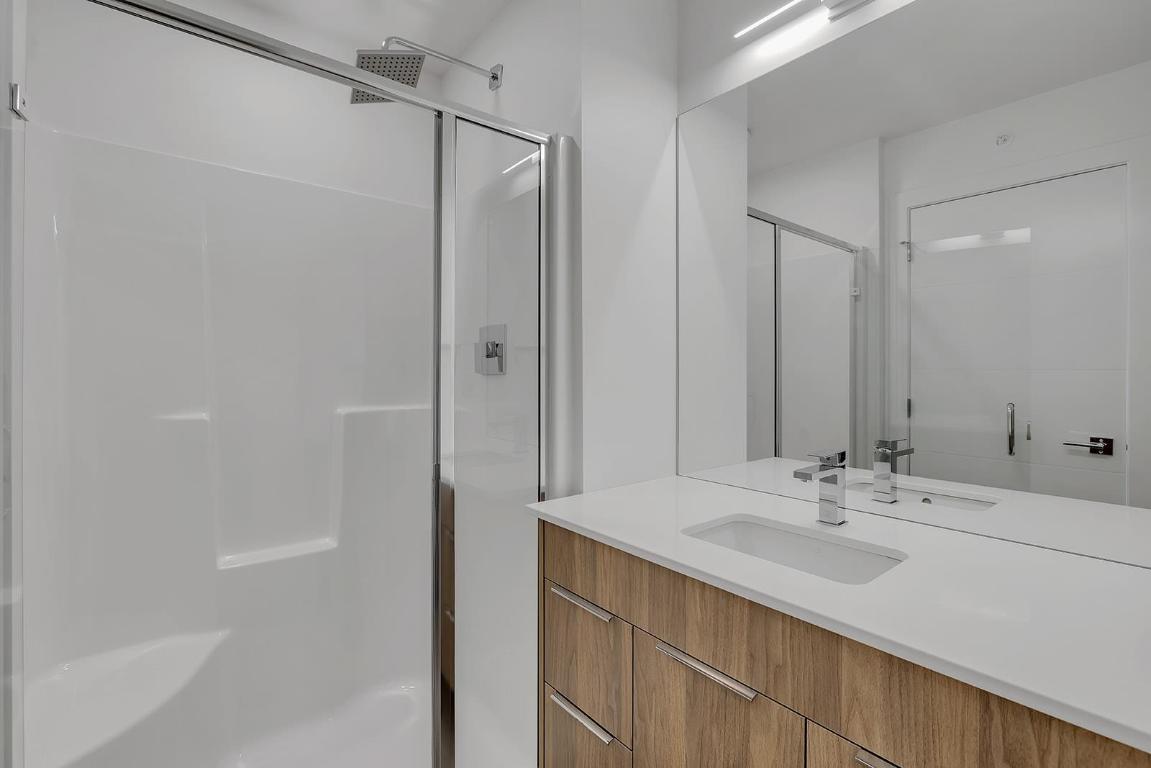 









3642


Mission Springs

Drive, 102C,
Kelowna,




BC
V1W 0E1

