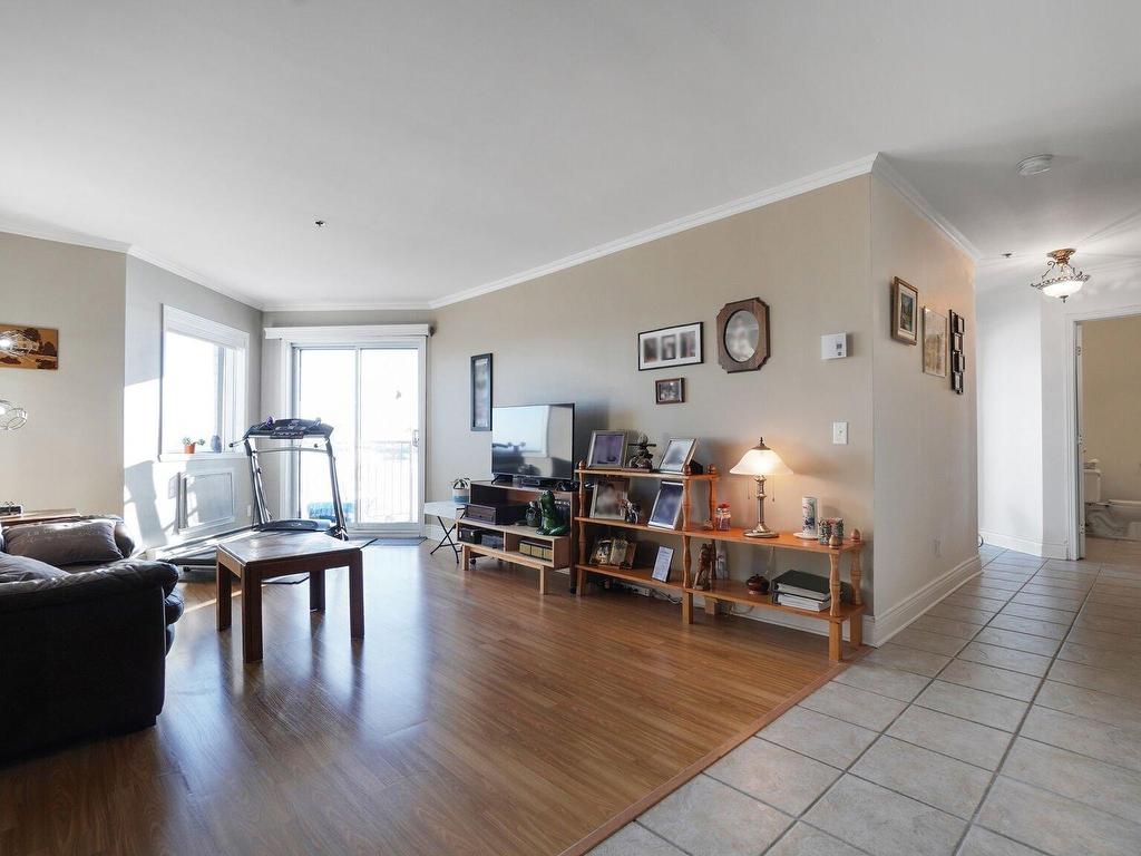 









7680


Boul. Marie-Victorin

, 919,
Brossard,




QC
J4W3L2

