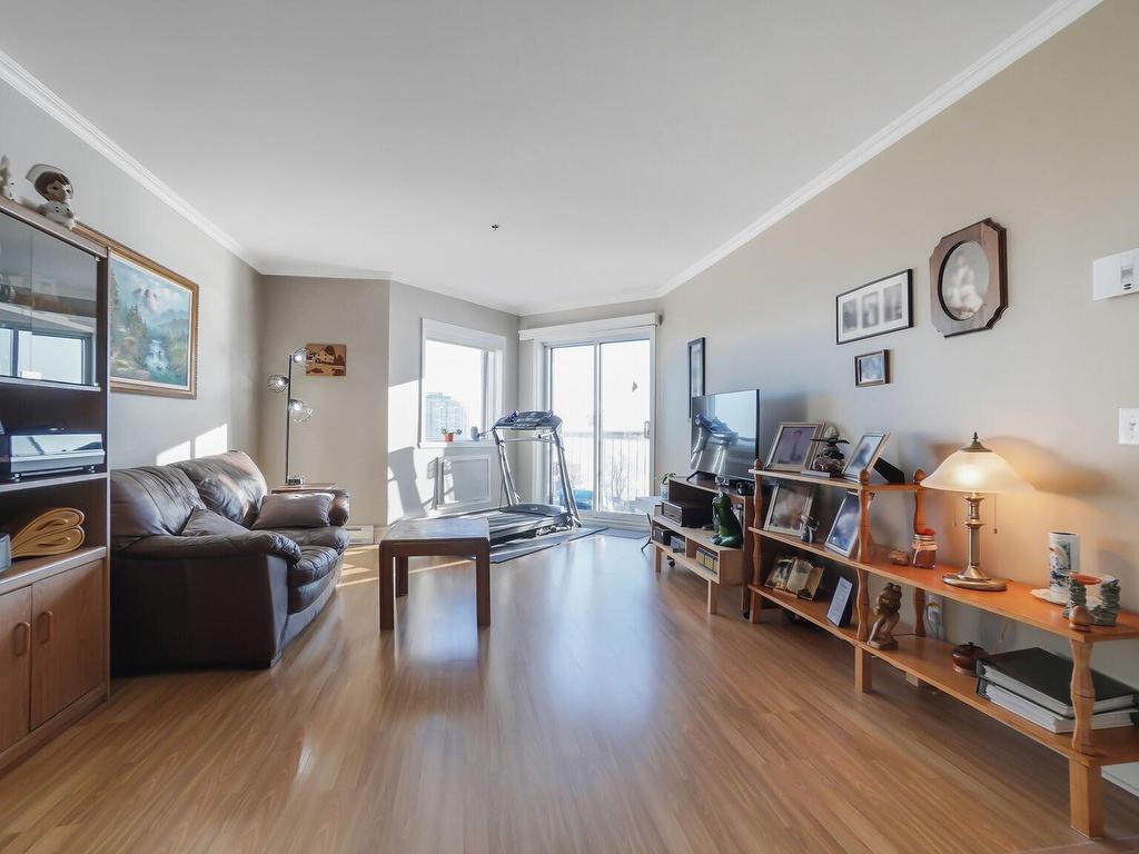 









7680


Boul. Marie-Victorin

, 919,
Brossard,




QC
J4W3L2

