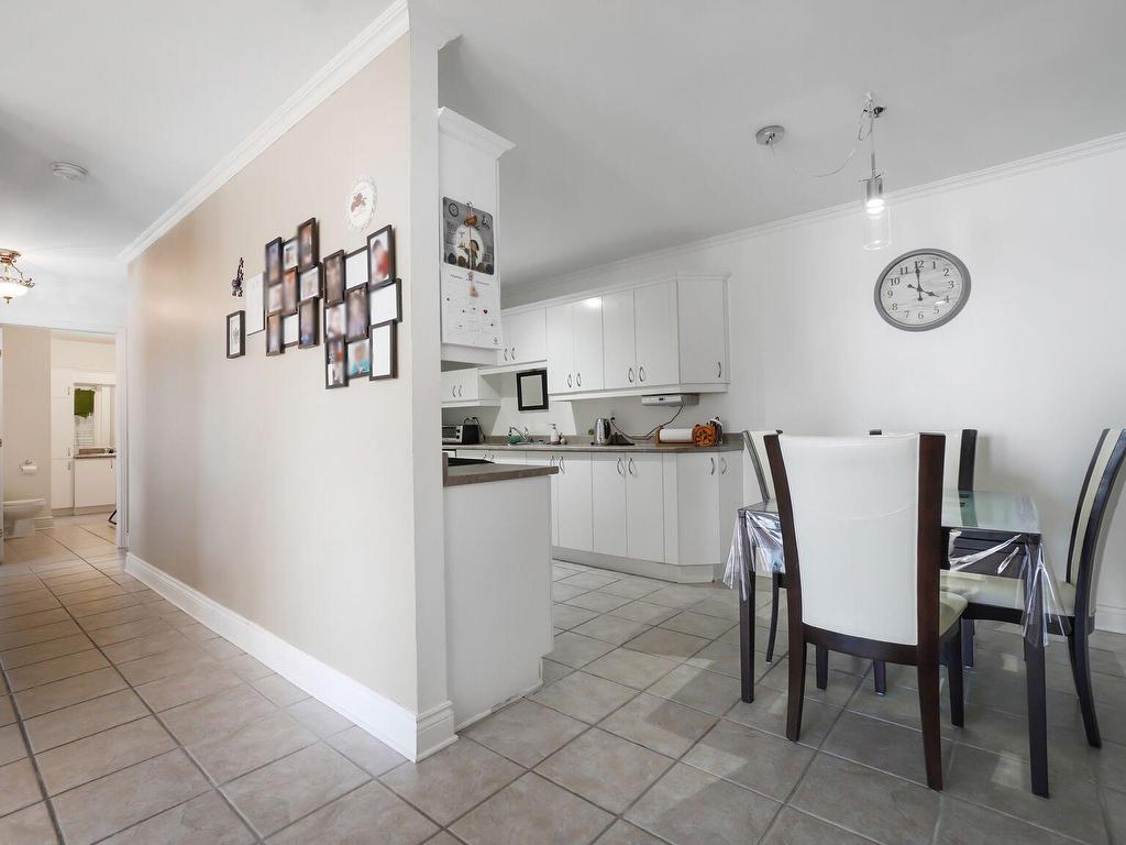 









7680


Boul. Marie-Victorin

, 919,
Brossard,




QC
J4W3L2

