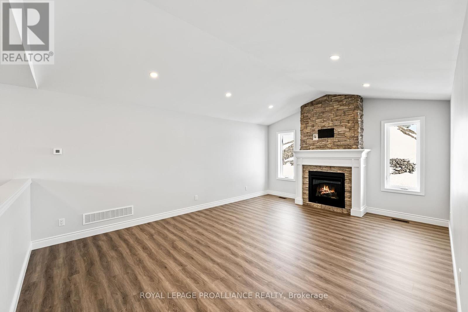 












190 HOMEWOOD AVENUE

,
Trent Hills (Hastings),




Ontario
K0L1Y0

