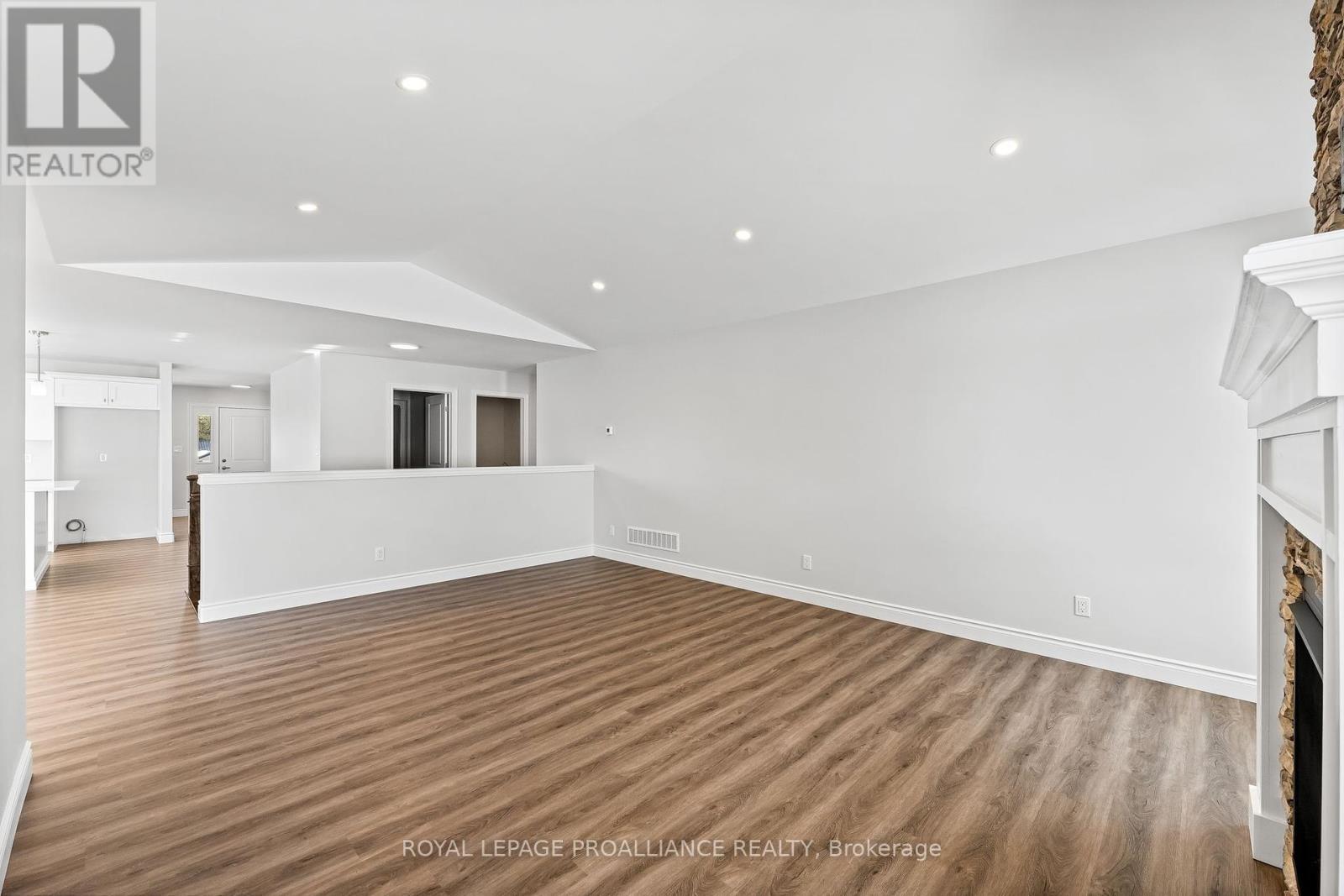












190 HOMEWOOD AVENUE

,
Trent Hills (Hastings),




Ontario
K0L1Y0

