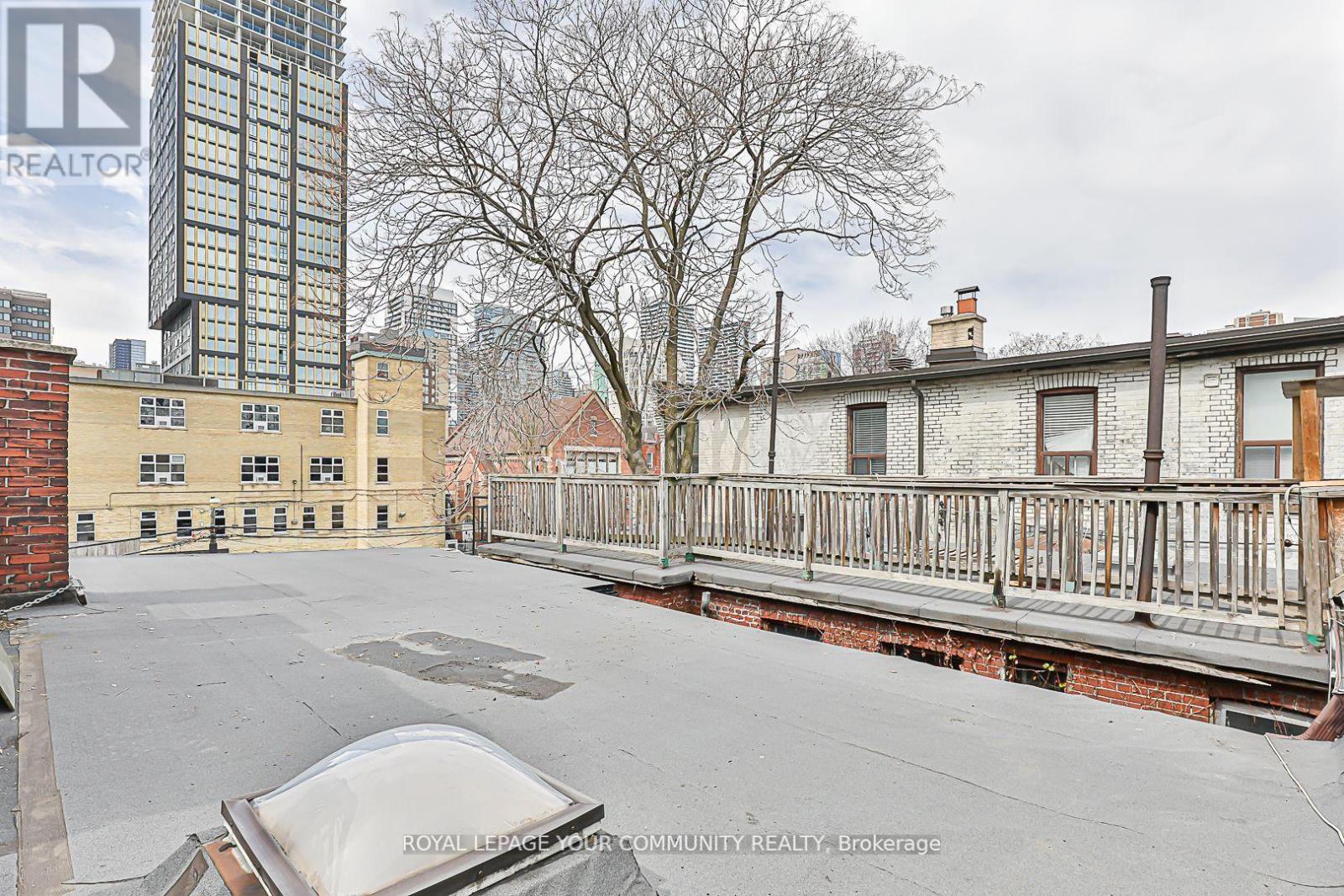 












106A PEMBROKE STREET

,
Toronto,




Ontario
M5A2N8

