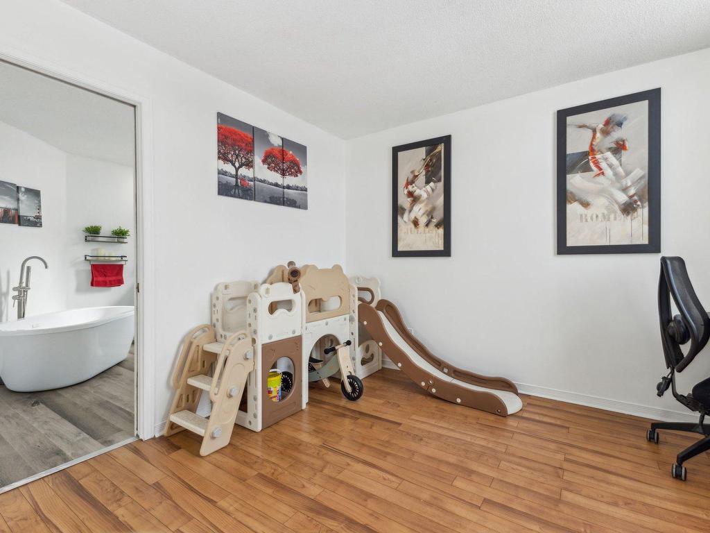 









1676


Rue Joanette

,
Gatineau (Gatineau),




QC
J8P7W6

