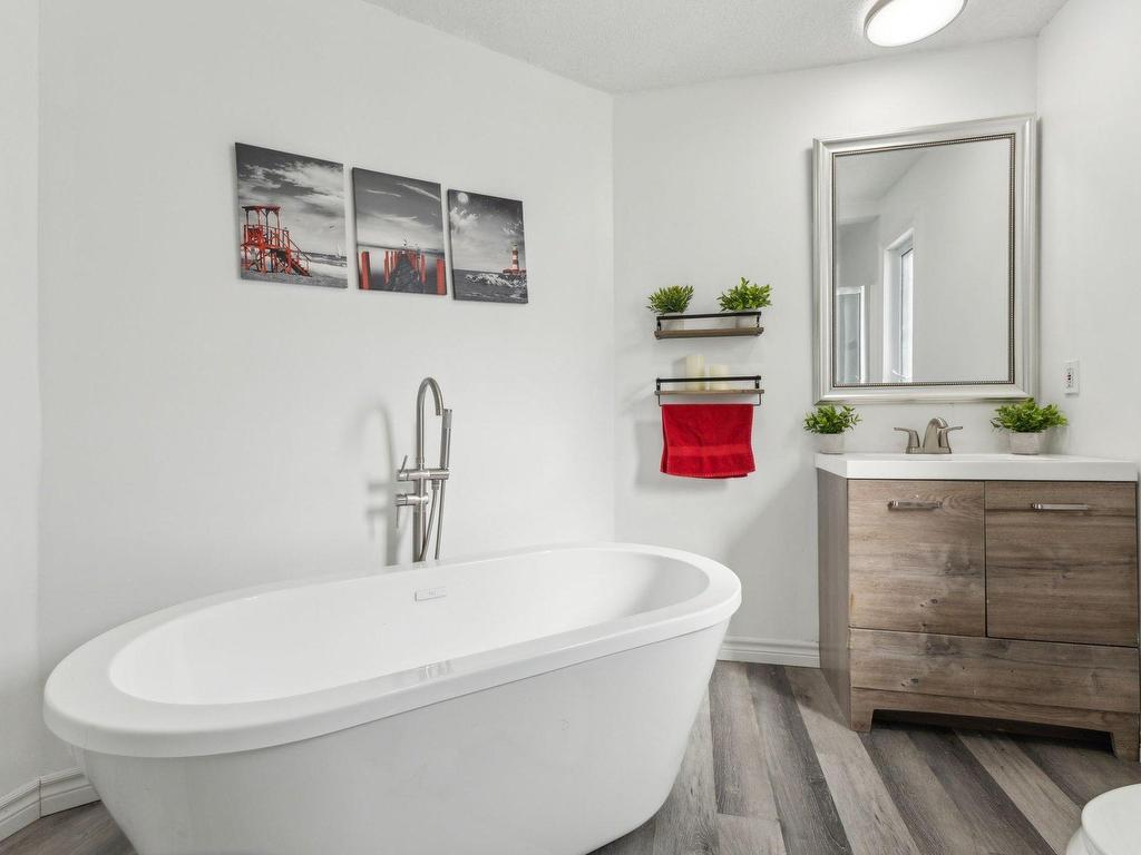 









1676


Rue Joanette

,
Gatineau (Gatineau),




QC
J8P7W6


