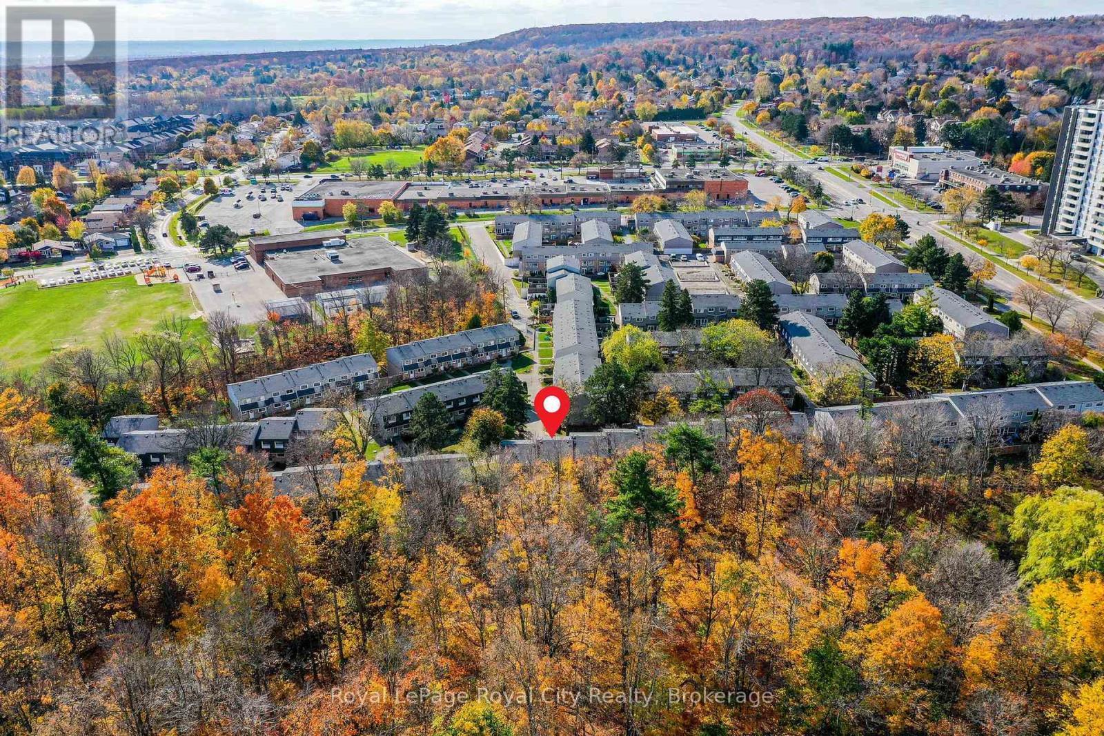 












165 - 2050 UPPER MIDDLE ROAD

,
Burlington (Brant Hills),




Ontario
L7P3R9

