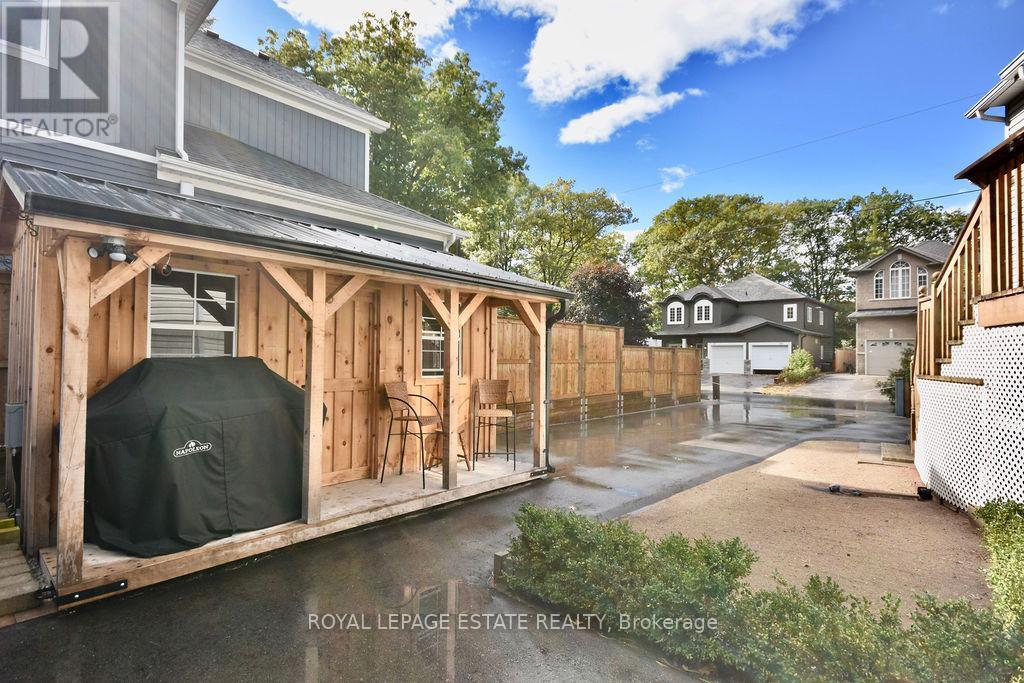












25 LAIDLAW STREET

,
Wasaga Beach,




Ontario
L9Z2L2

