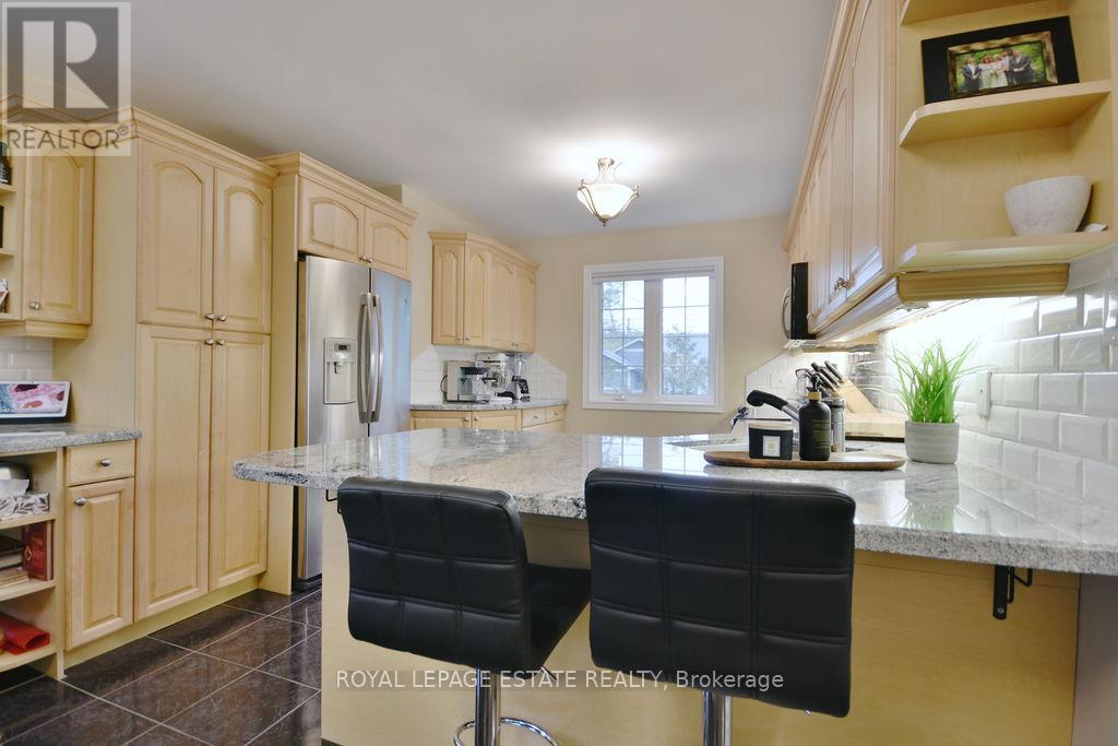 












25 LAIDLAW STREET

,
Wasaga Beach,




Ontario
L9Z2L2

