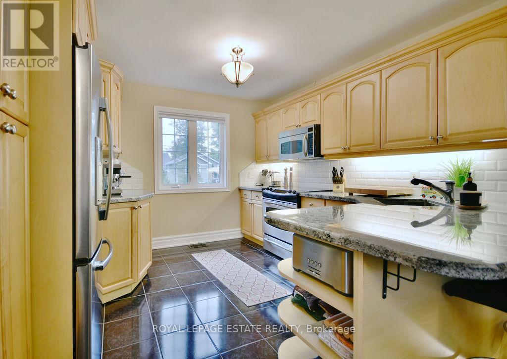 












25 LAIDLAW STREET

,
Wasaga Beach,




Ontario
L9Z2L2

