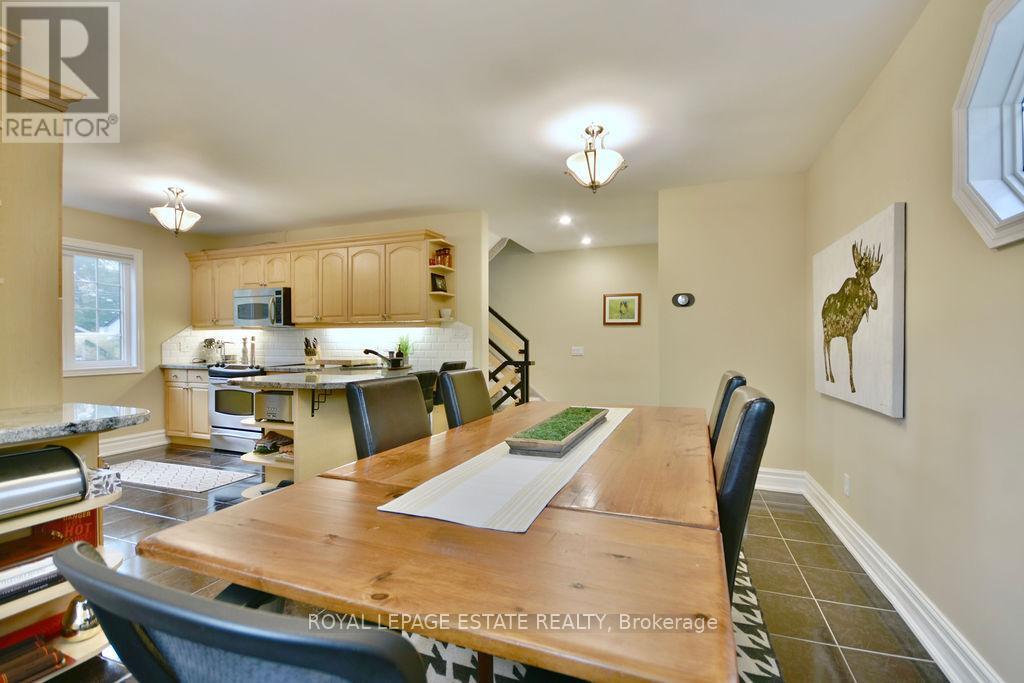 












25 LAIDLAW STREET

,
Wasaga Beach,




Ontario
L9Z2L2

