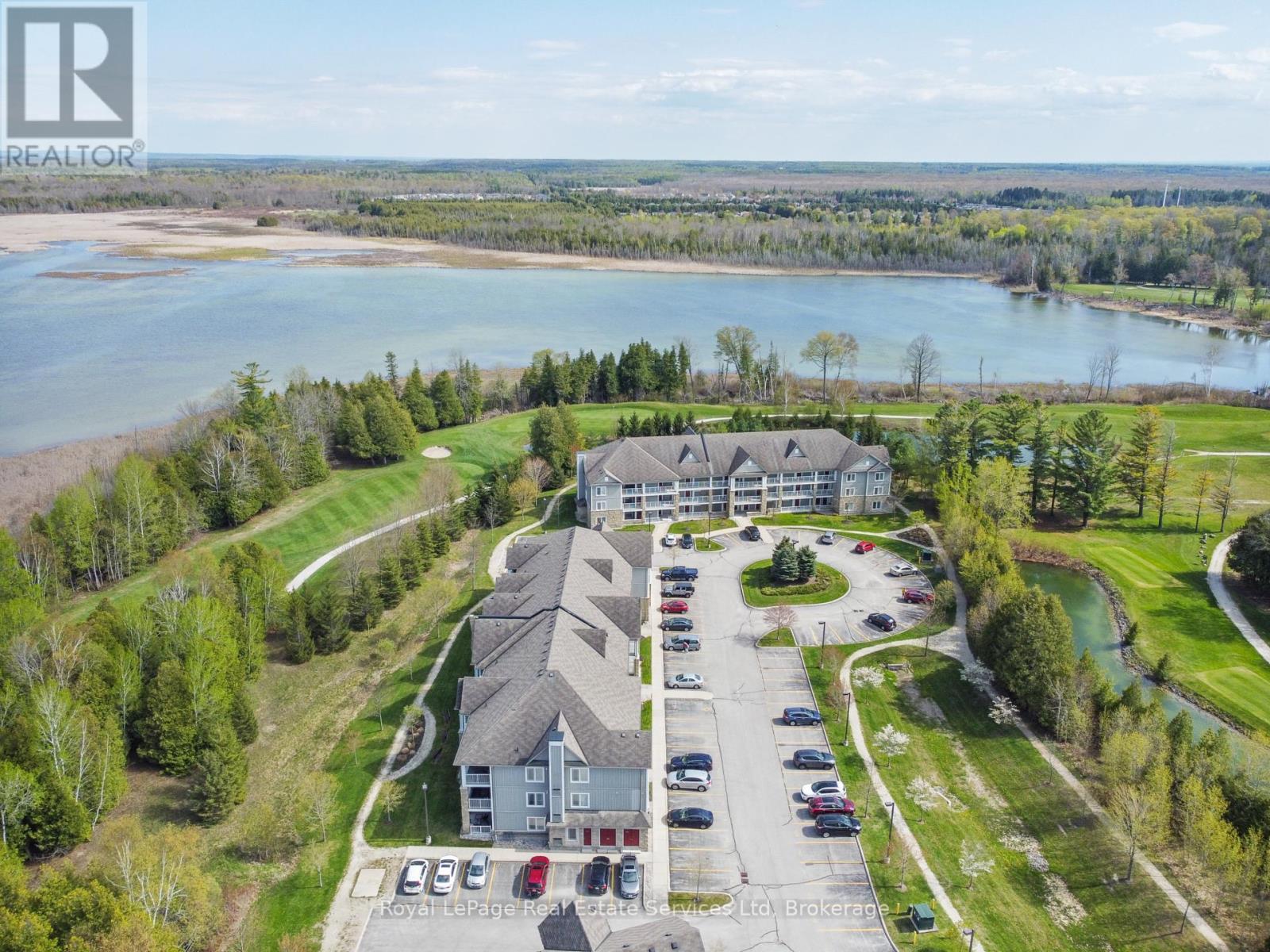 












213 - 50 MULLIGAN LANE

,
Wasaga Beach,




Ontario
L9Z0C5

