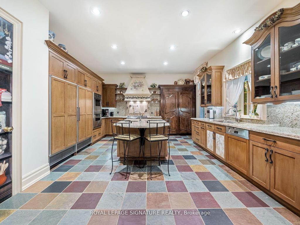 









51


Renaissance

Court,
Vaughan,




ON
L4J 7W4


