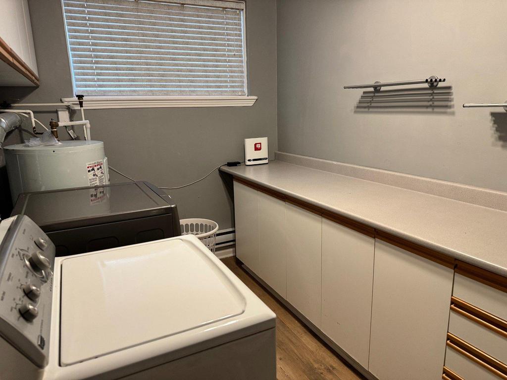 









2642


Rue Hogan

,
Montréal (Ville-Marie),




QC
H2K2T6

