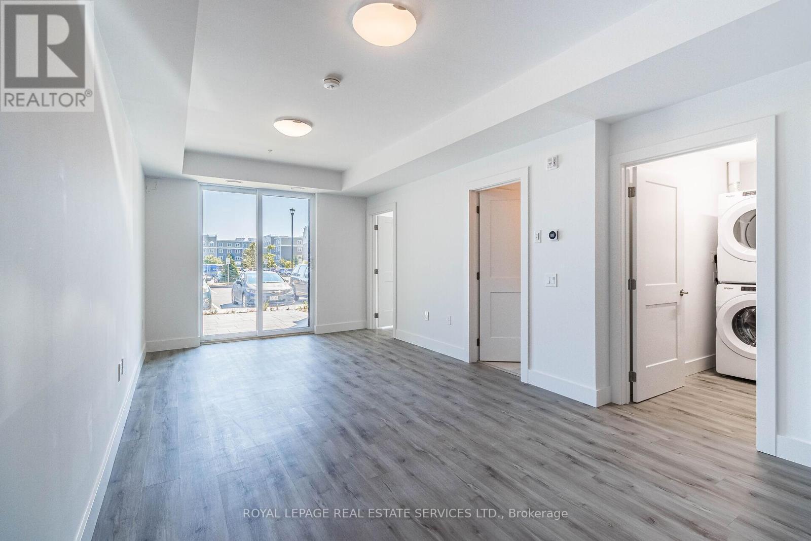 












127 - 4 KIMBERLY LANE

,
Collingwood,




Ontario
L9Y5K8

