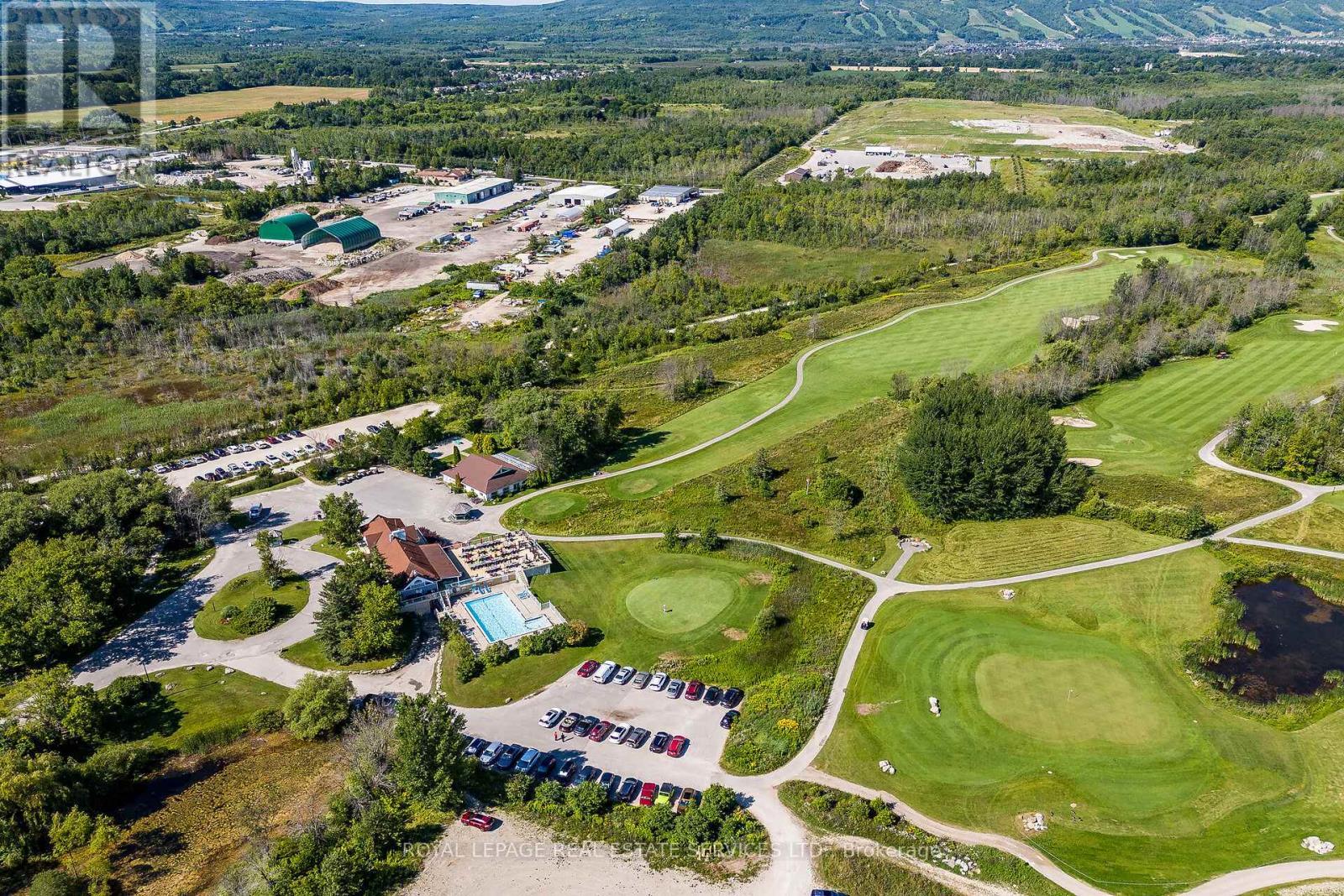 












127 - 4 KIMBERLY LANE

,
Collingwood,




Ontario
L9Y5K8

