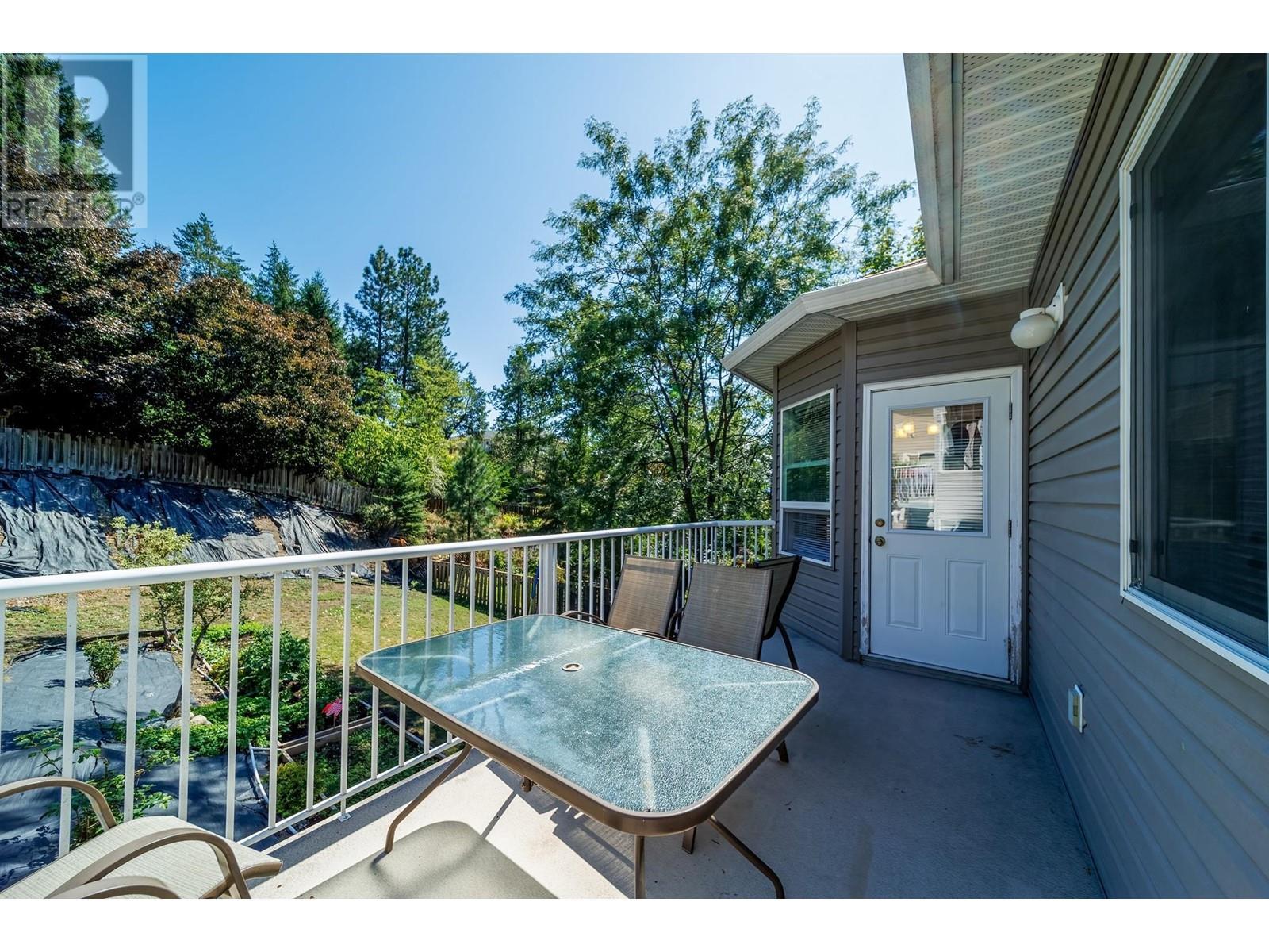 












2066 Rosefield Drive

,
West Kelowna,




British Columbia
V1Z3Y8

