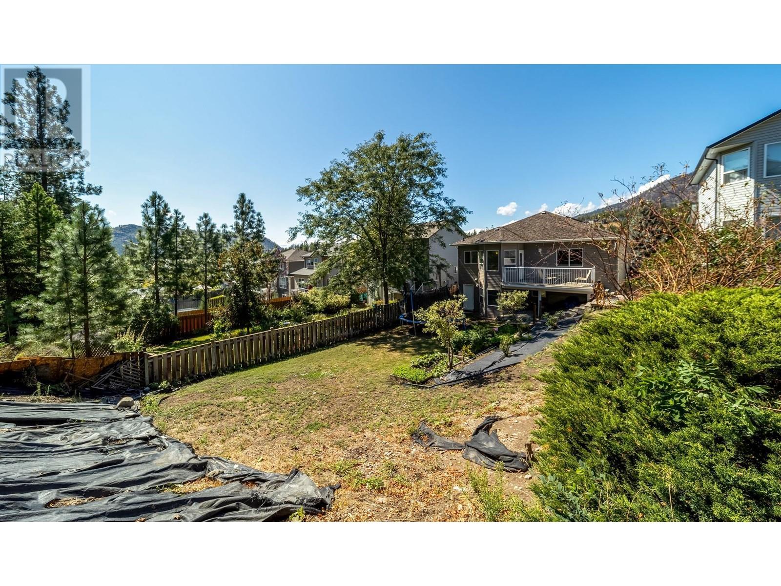 












2066 Rosefield Drive

,
West Kelowna,




British Columbia
V1Z3Y8


