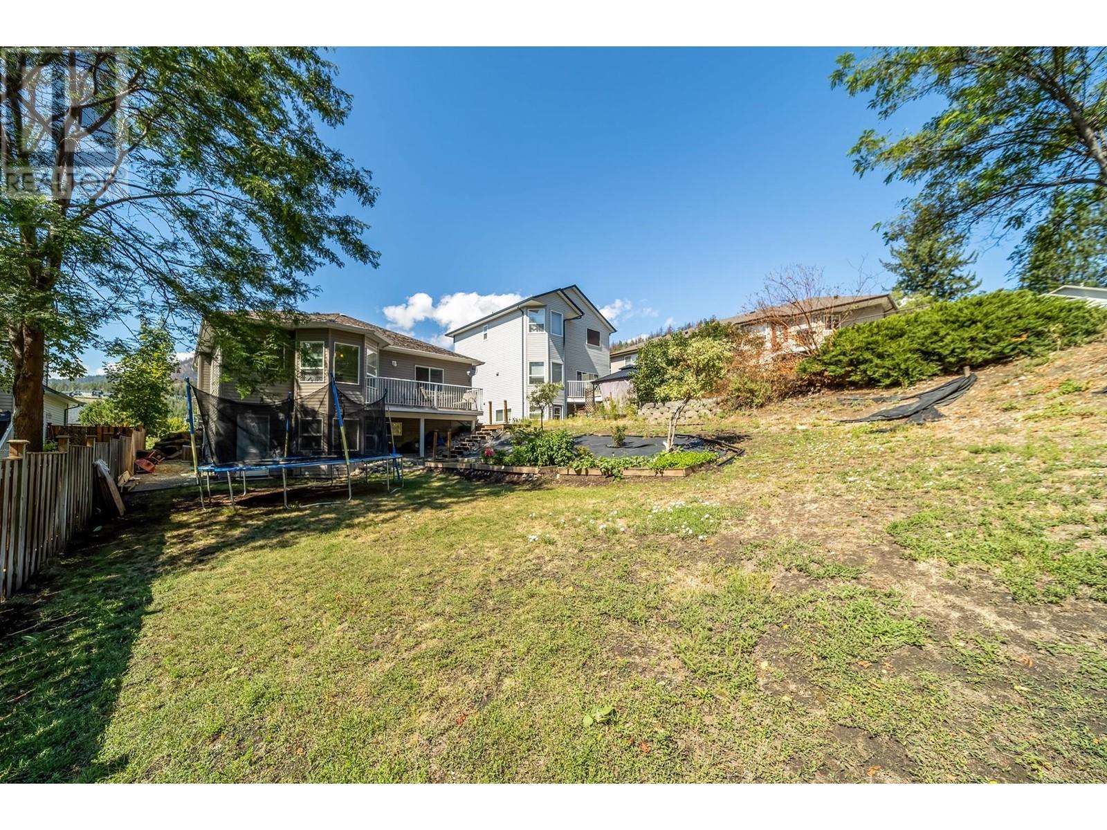 












2066 Rosefield Drive

,
West Kelowna,




British Columbia
V1Z3Y8

