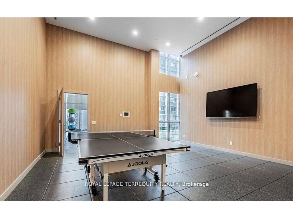 









7


Grenville

Street West, 3702,
Toronto,




ON
M4Y 0E9

