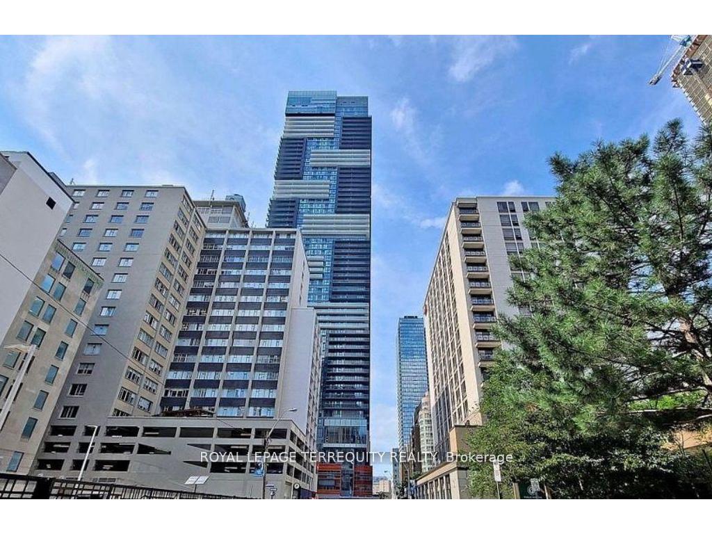 









7


Grenville

Street West, 3702,
Toronto,




ON
M4Y 0E9

