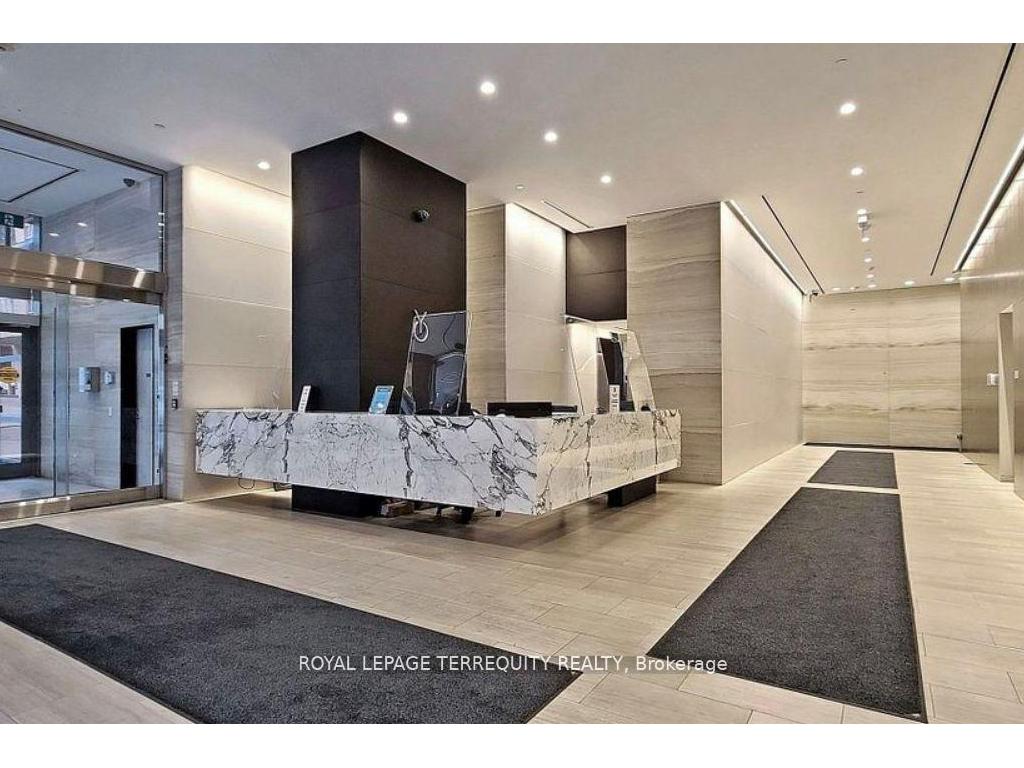 









7


Grenville

Street West, 3702,
Toronto,




ON
M4Y 0E9

