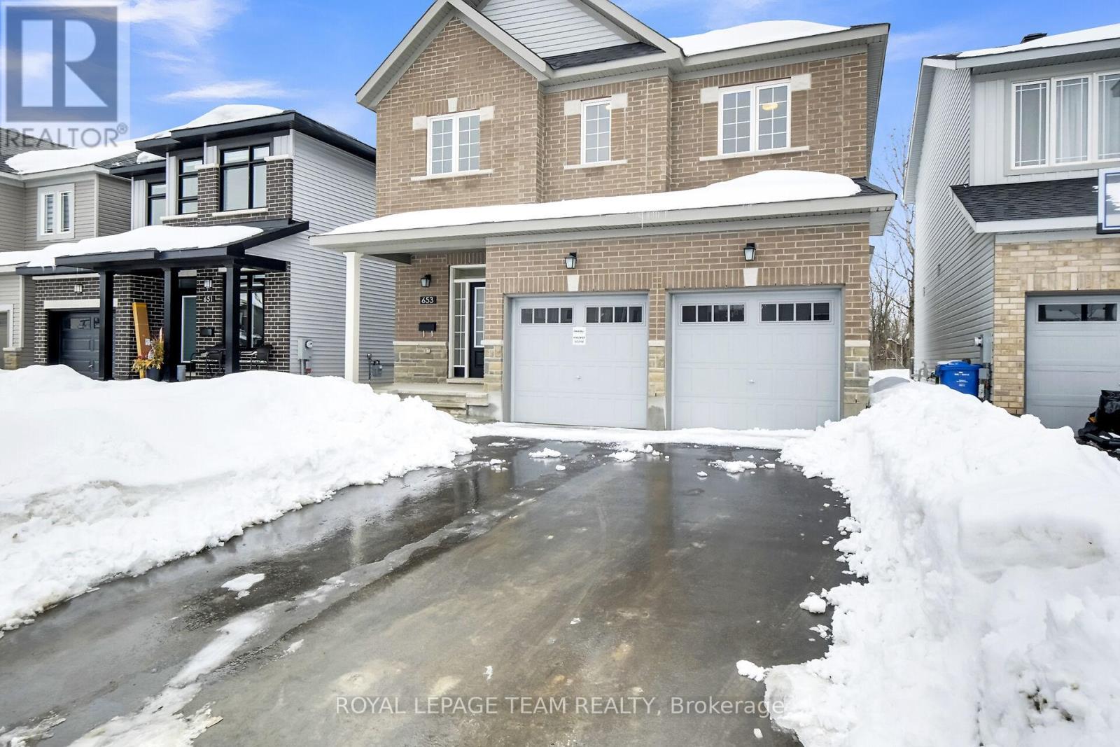 












653 PERSIMMON WAY

,
Ottawa,




Ontario
K1W0T3

